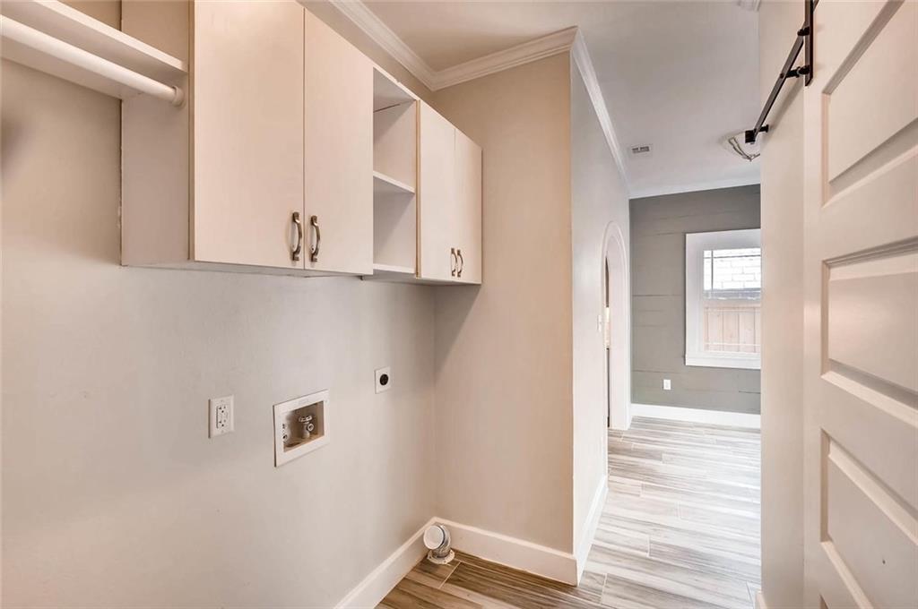 906 E 38 1/2 St, Austin, TX 78751