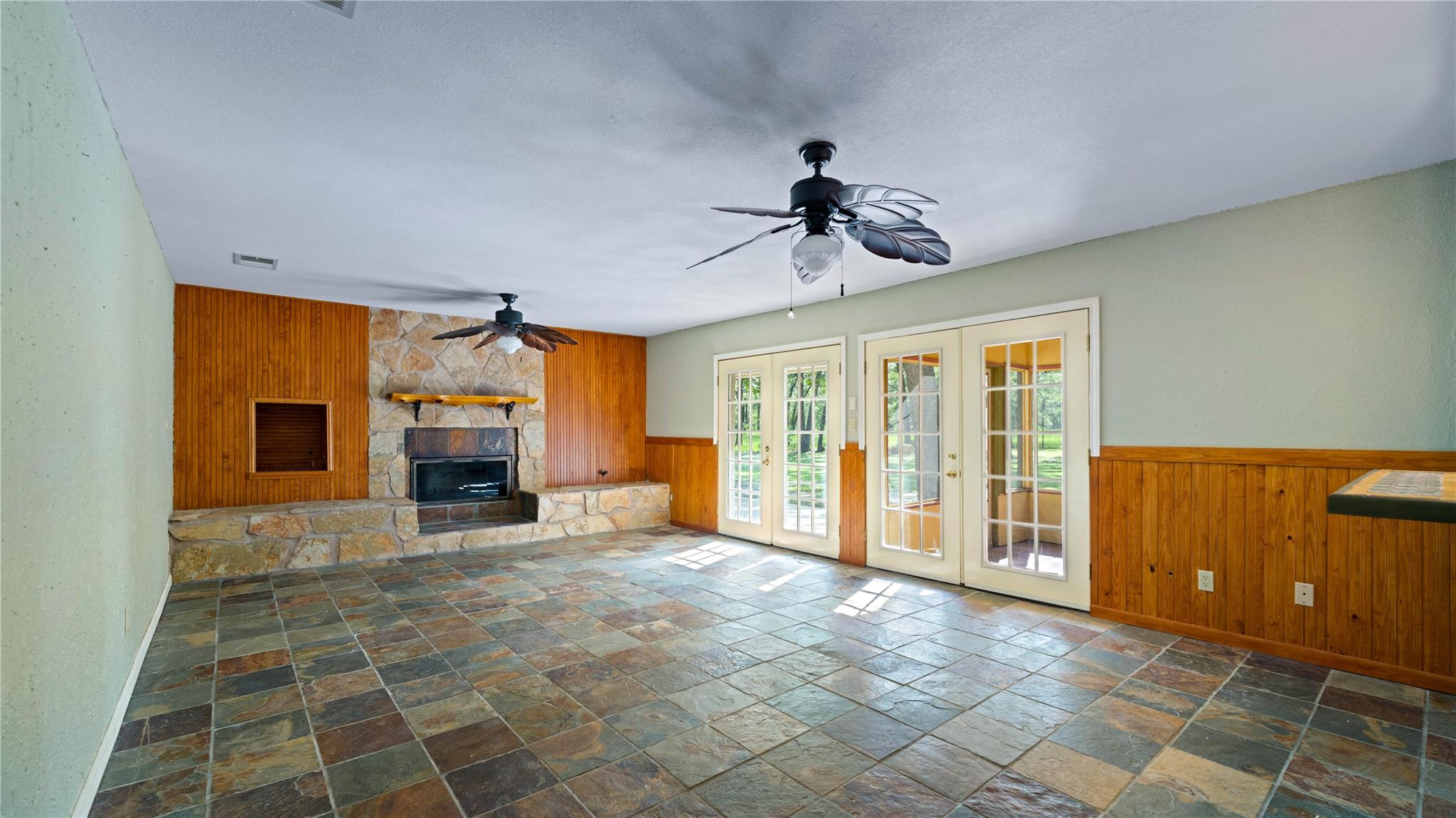 8058 Milam County Road 455, Thorndale, TX 78947