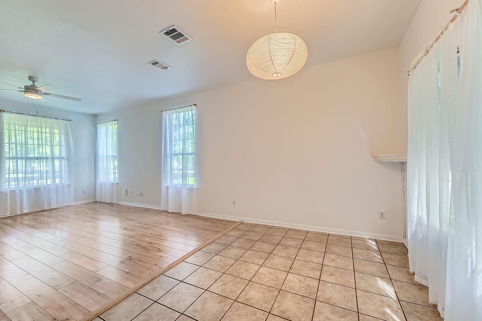2920 Thrushwood Dr, Austin, TX 78757