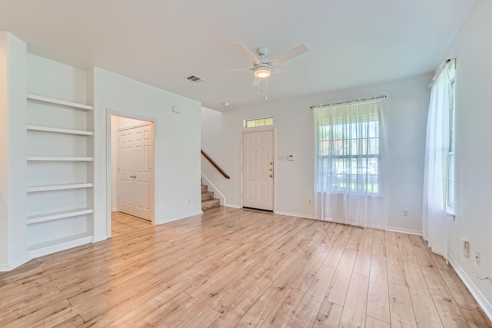 2920 Thrushwood Dr, Austin, TX 78757
