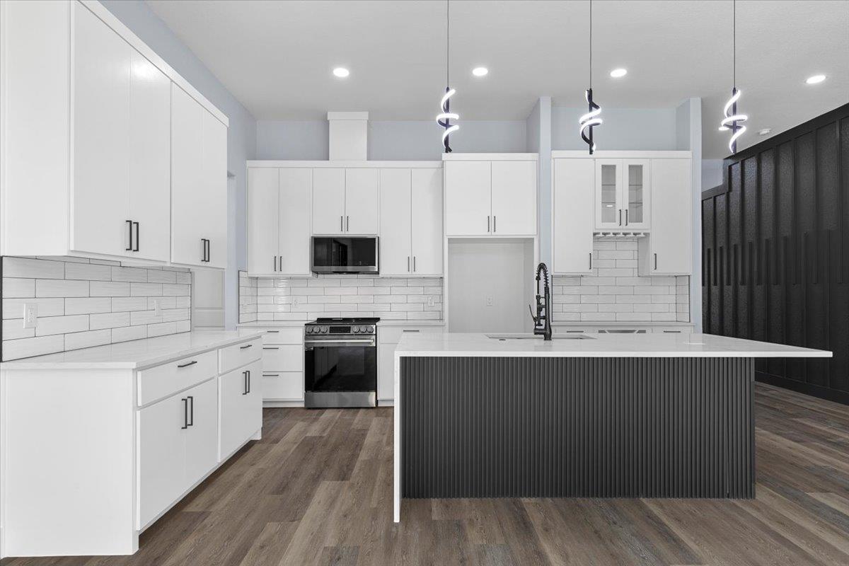 103 W Pauwela Ln, Bastrop, TX 78602