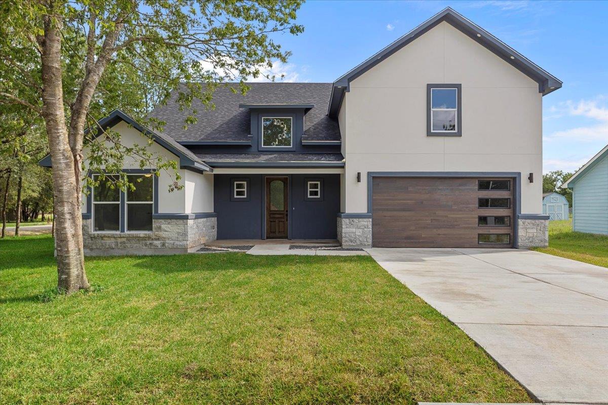 103 W Pauwela Ln, Bastrop, TX 78602