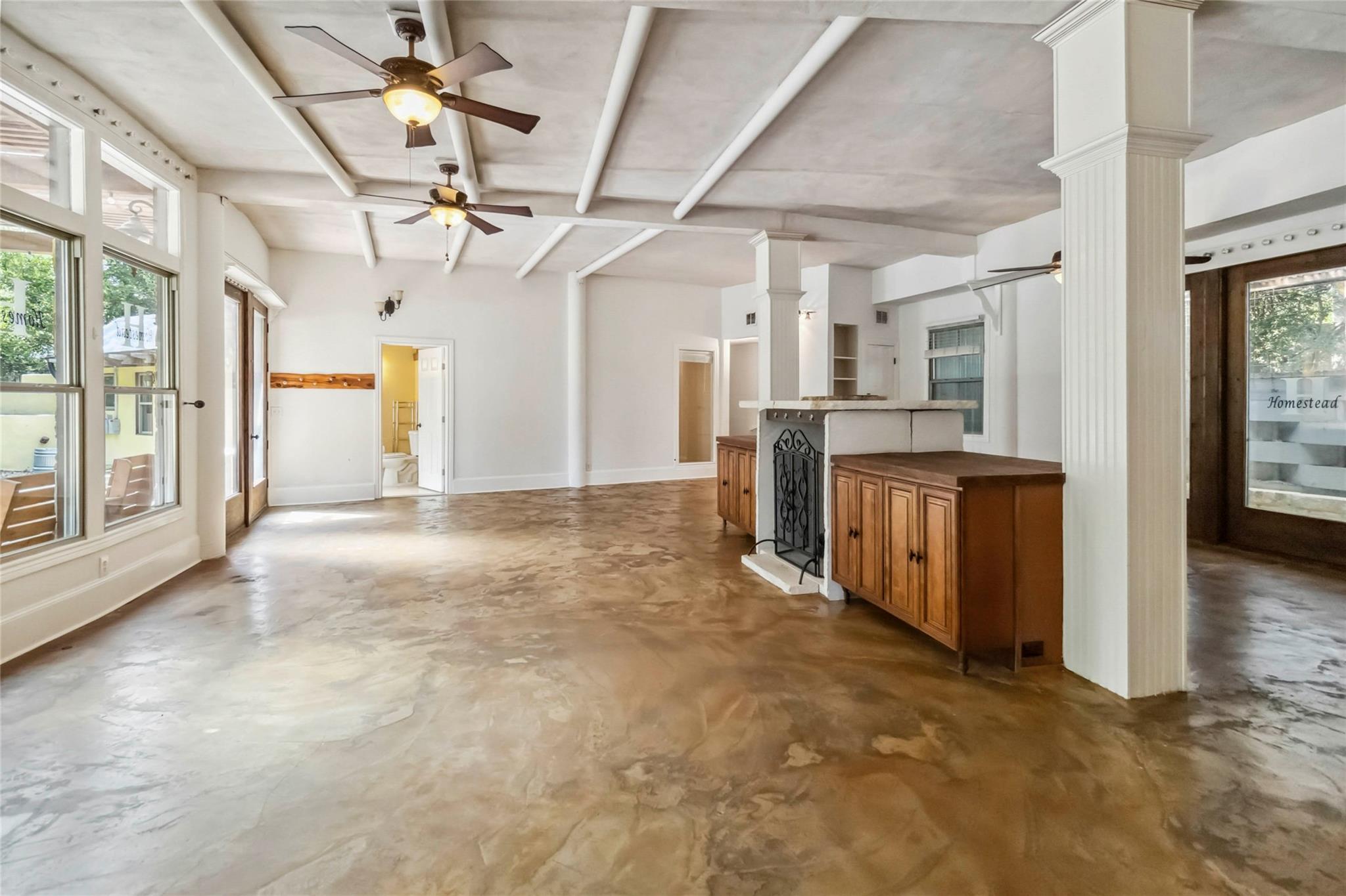 208 Old Potato Rd, Paige, TX 78659