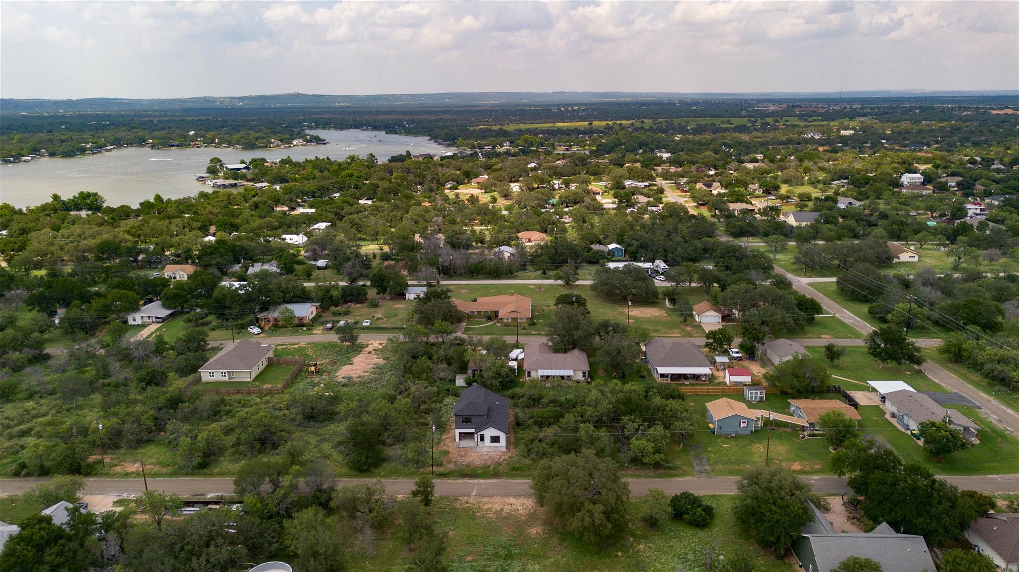212 Southwood Dr, Granite Shoals, TX 78654