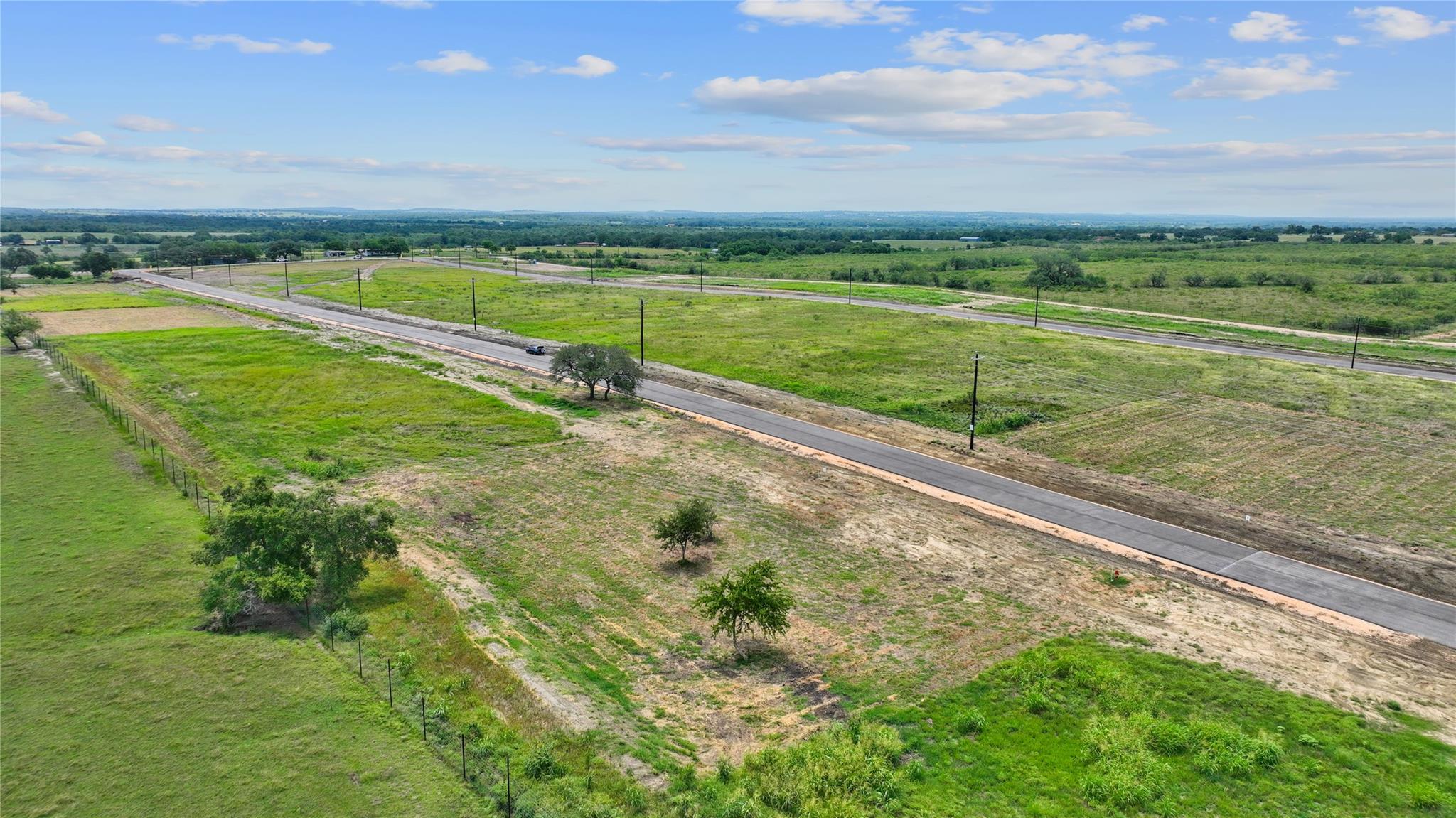 370 Altidore Ave, Dale, TX 78616