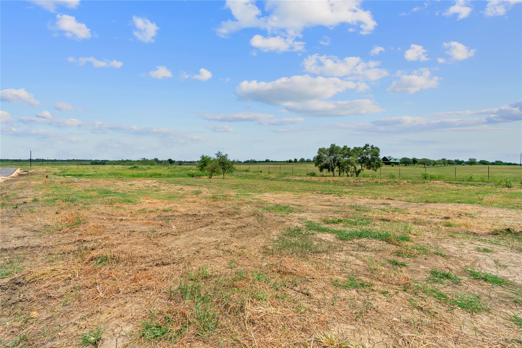370 Altidore Ave, Dale, TX 78616