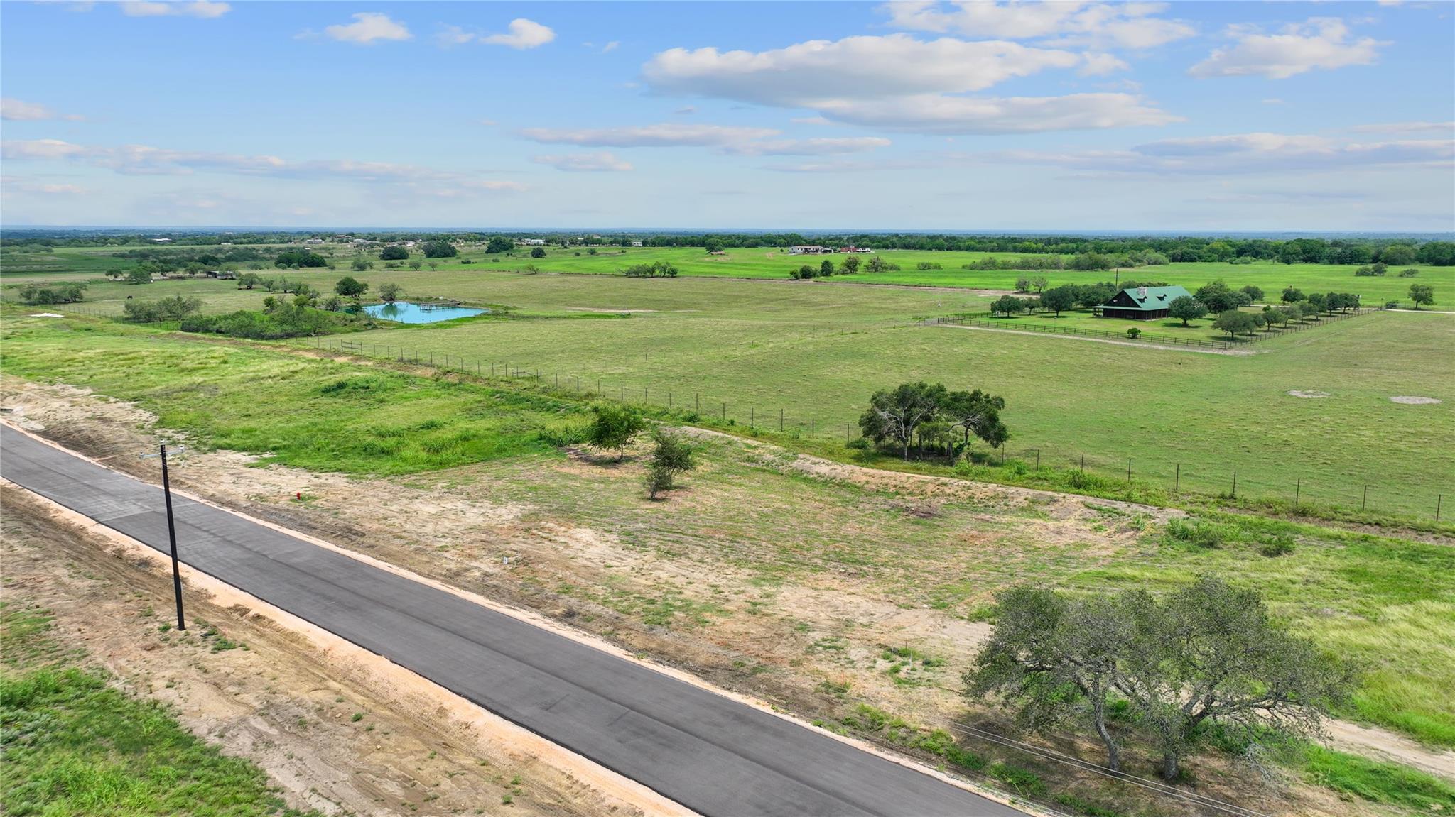 370 Altidore Ave, Dale, TX 78616