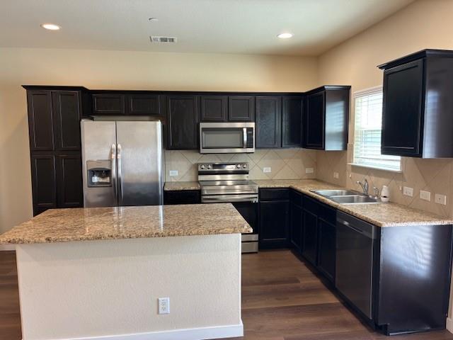 1004 Lost Pines Ln, Cedar Park, TX 78613