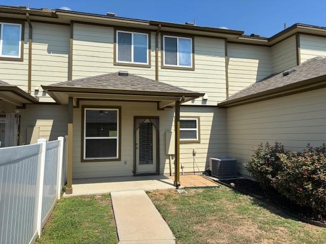 1004 Lost Pines Ln, Cedar Park, TX 78613