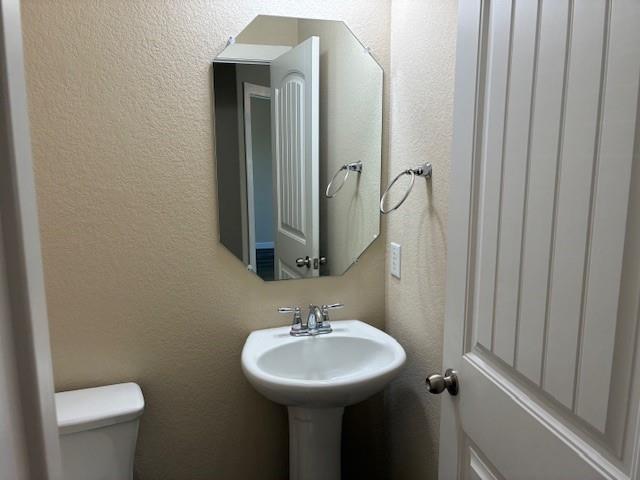 1004 Lost Pines Ln, Cedar Park, TX 78613