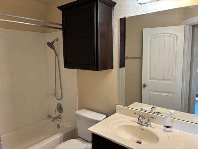 1004 Lost Pines Ln, Cedar Park, TX 78613