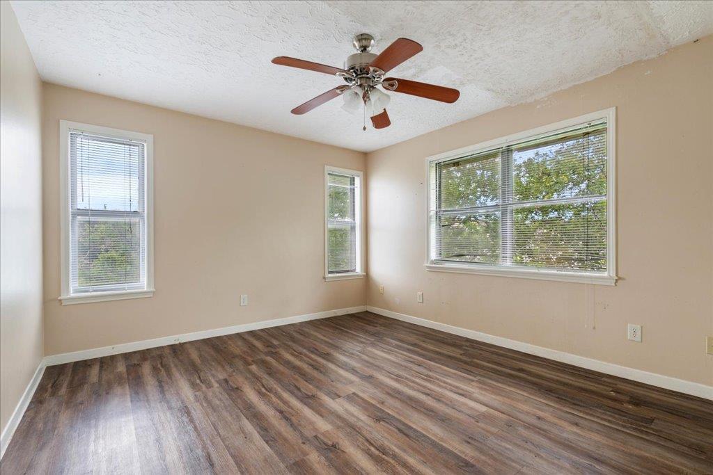 906 N Lbj Dr # 8, San Marcos, TX 78666