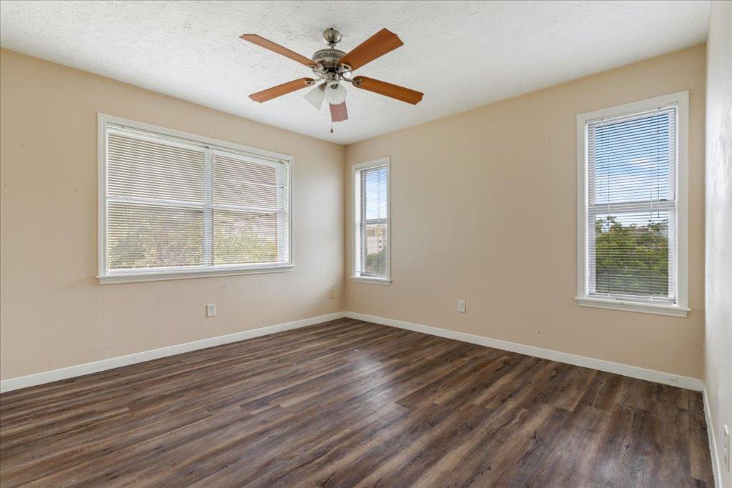 906 N Lbj Dr # 8, San Marcos, TX 78666