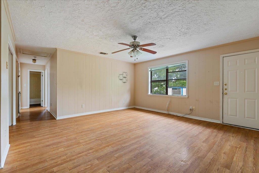 906 N Lbj Dr # 8, San Marcos, TX 78666