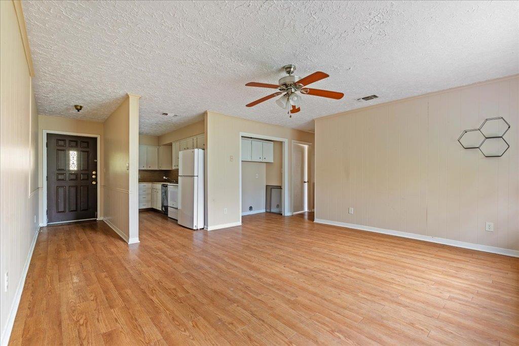 906 N Lbj Dr # 8, San Marcos, TX 78666