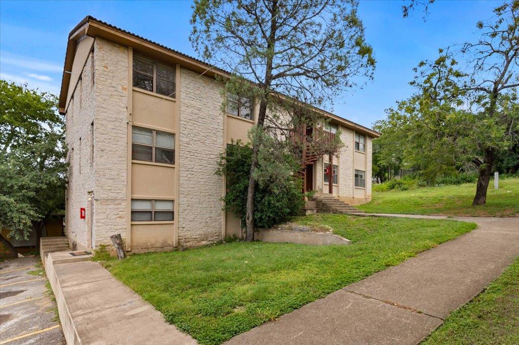 906 N Lbj Dr # 8, San Marcos, TX 78666