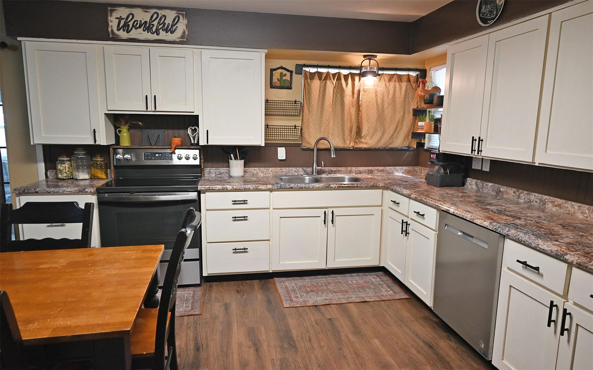 1109 County Road 132A, Kingsland, TX 78639