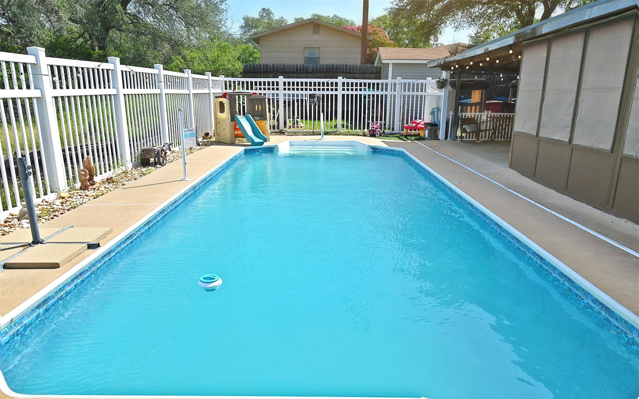 1109 County Road 132A, Kingsland, TX 78639