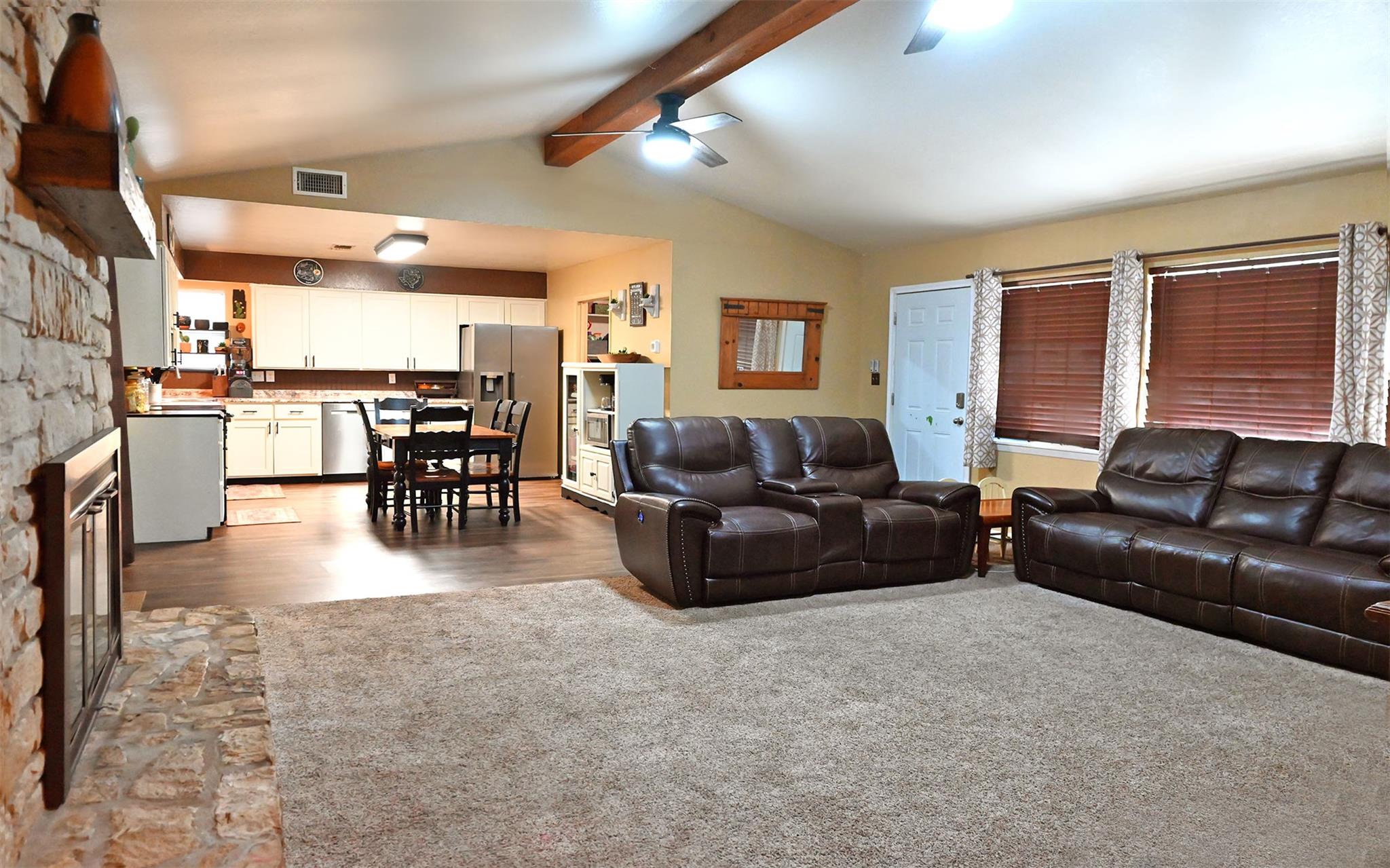 1109 County Road 132A, Kingsland, TX 78639