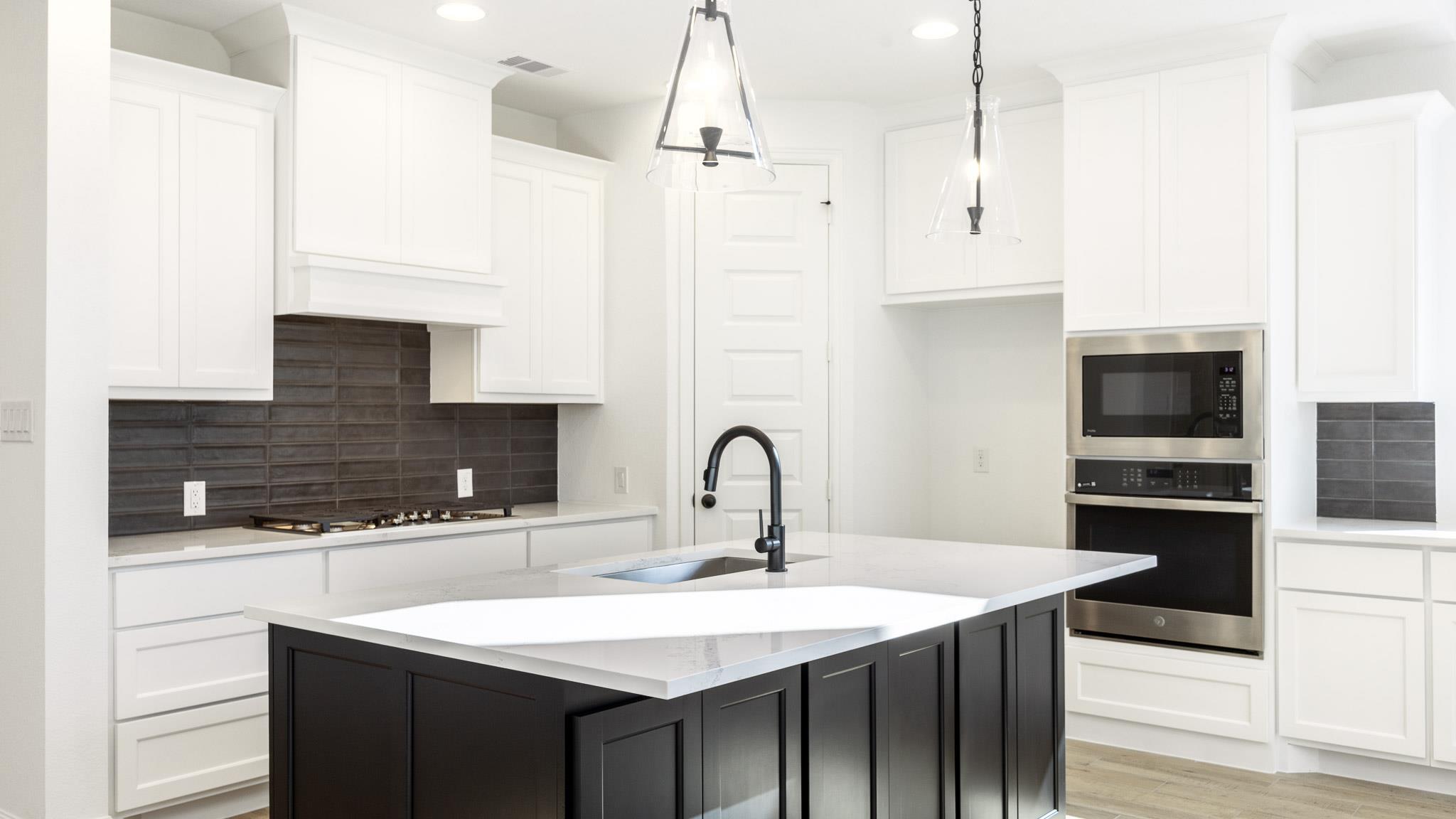 525 Summer Place Ln, Georgetown, TX 78628