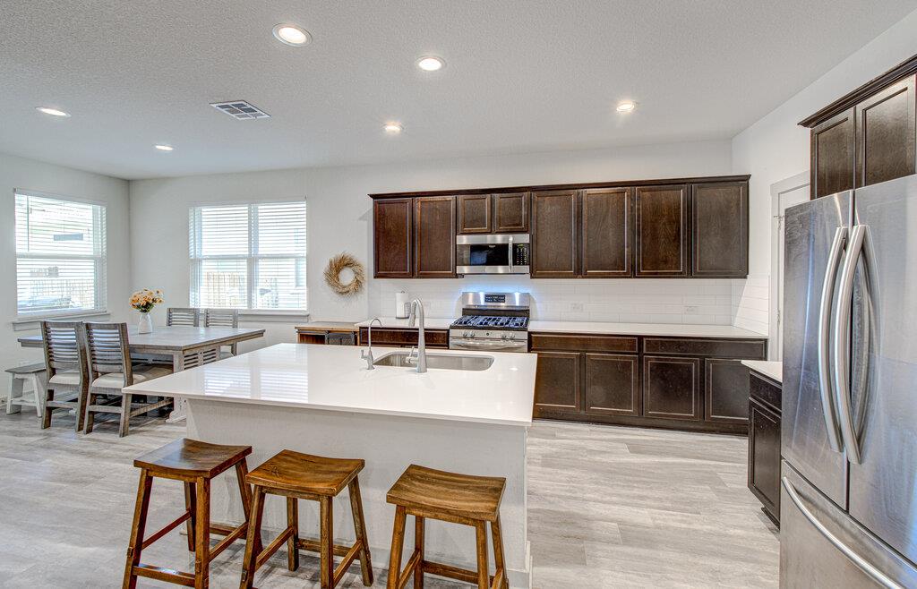 261 Deserti Rd, Leander, TX 78641