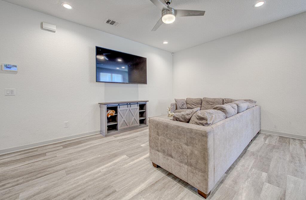 261 Deserti Rd, Leander, TX 78641
