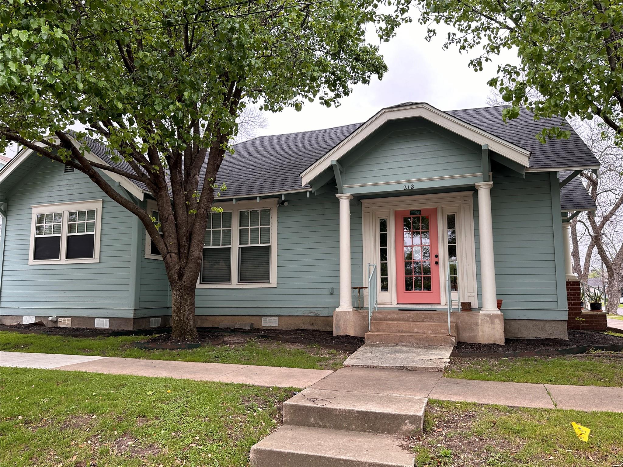 212 W 10th St # 103, Georgetown, TX 78626