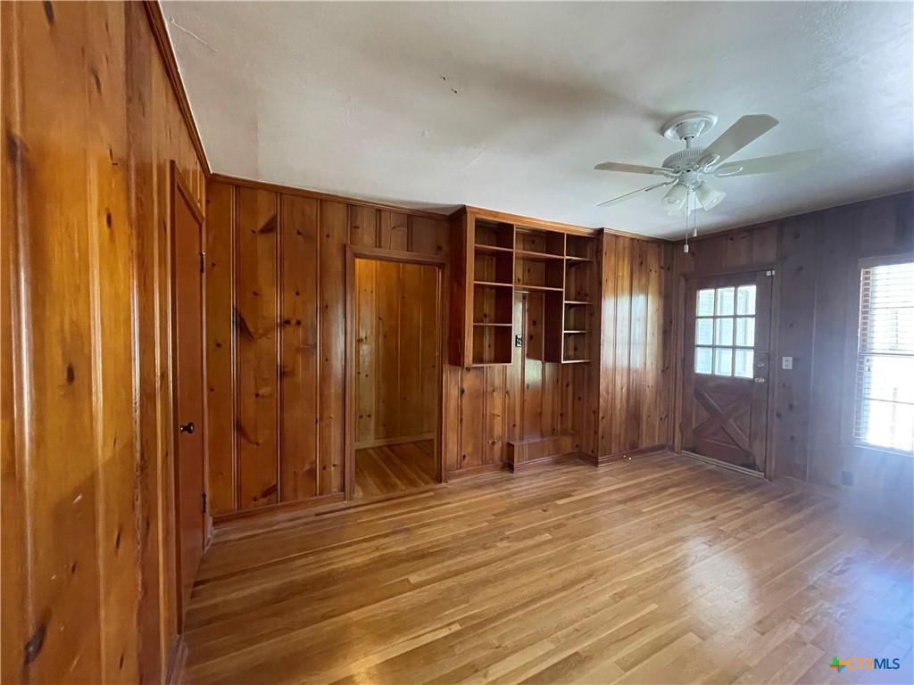 601 S Arnold St S, Lampasas, TX 76550