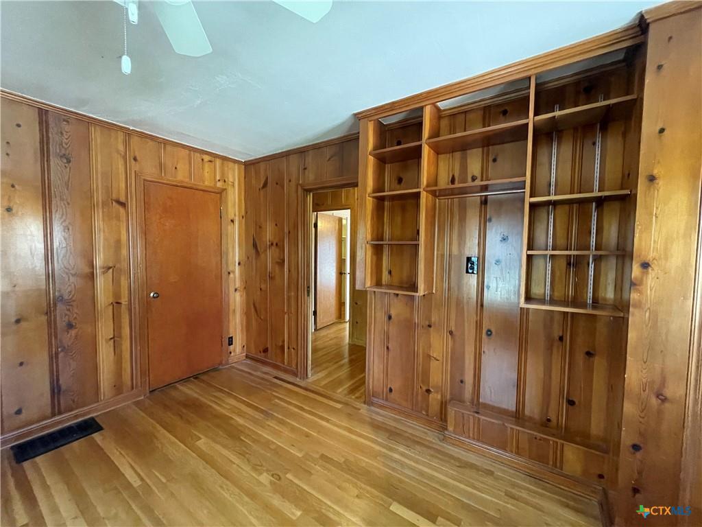 601 S Arnold St S, Lampasas, TX 76550
