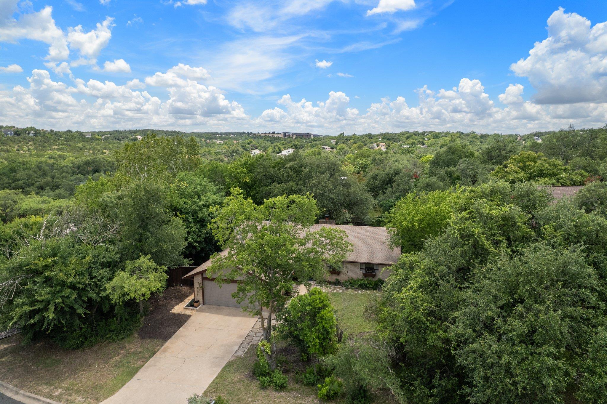 8005 Red Willow Dr, Austin, TX 78736