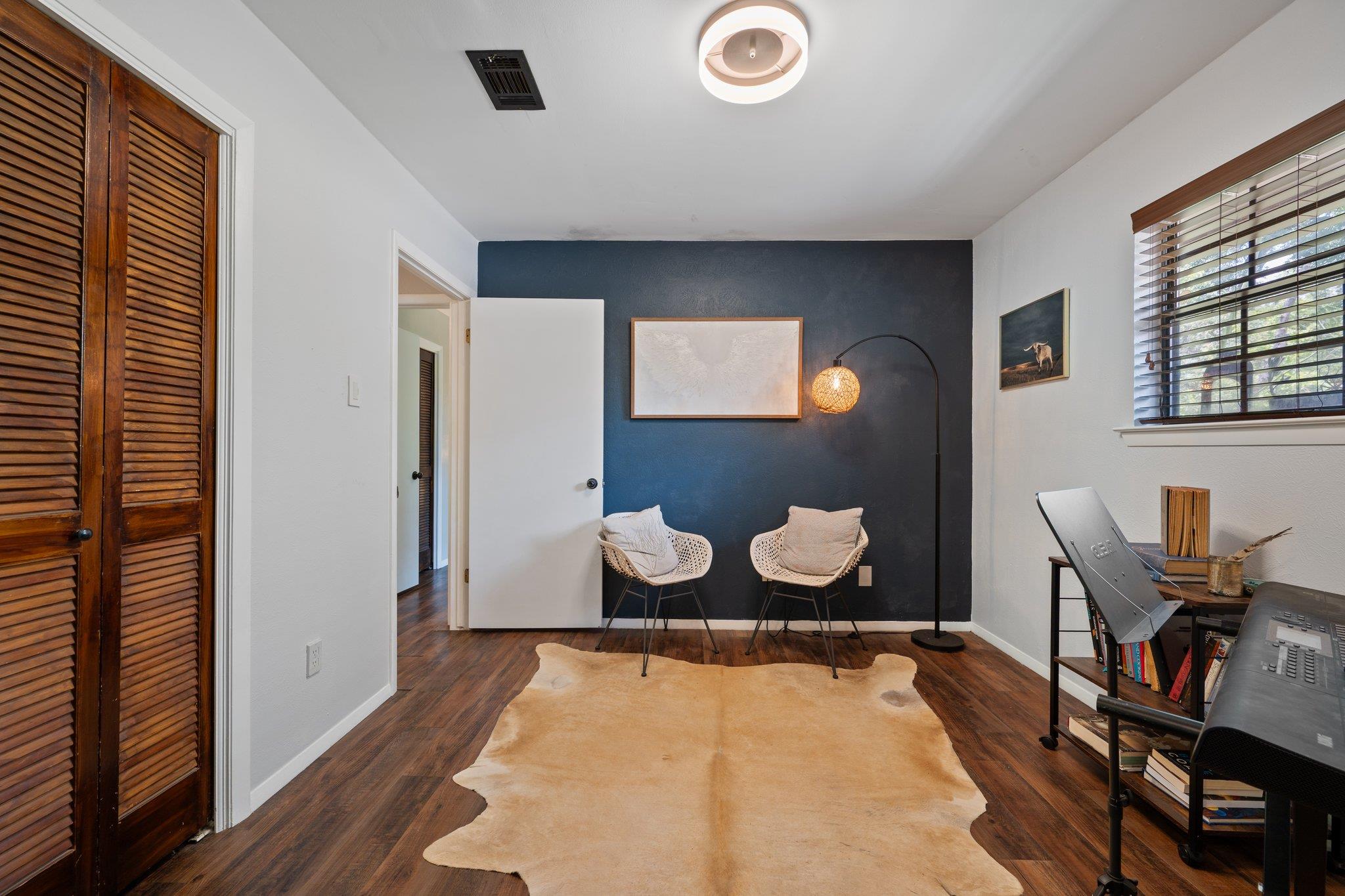 8005 Red Willow Dr, Austin, TX 78736