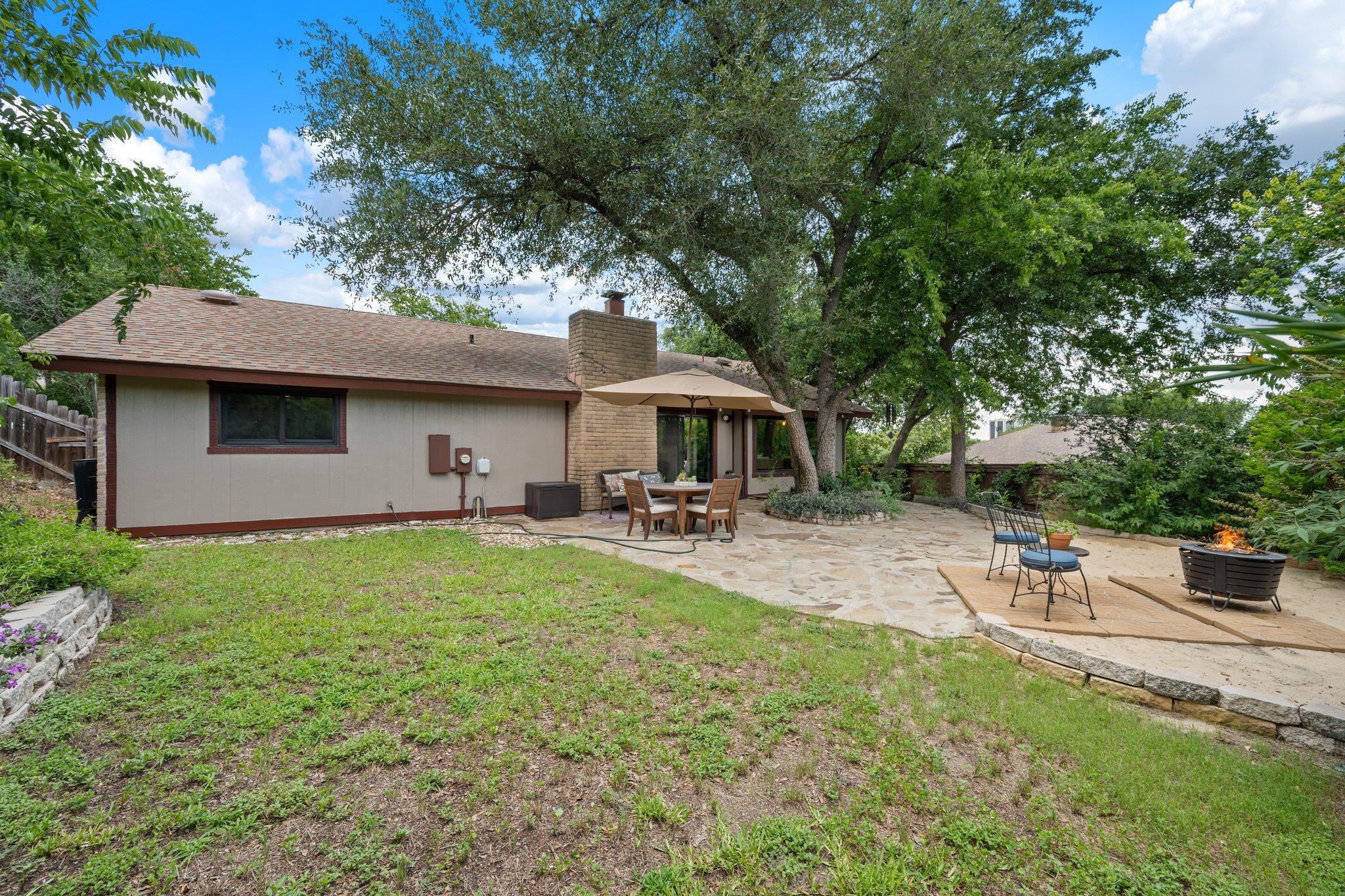 8005 Red Willow Dr, Austin, TX 78736