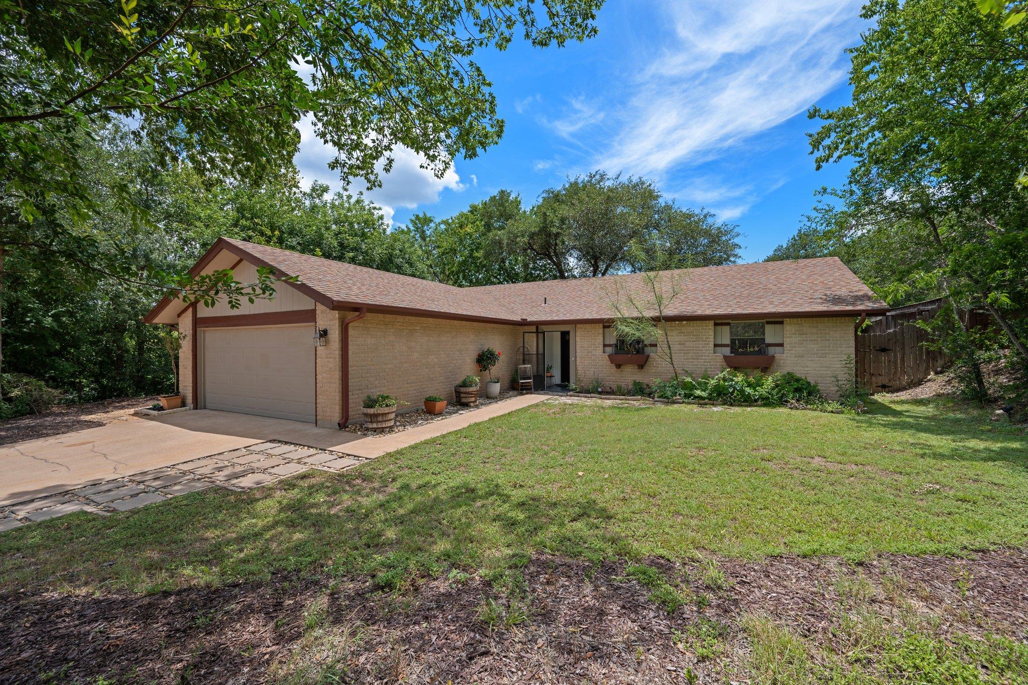 8005 Red Willow Dr, Austin, TX 78736