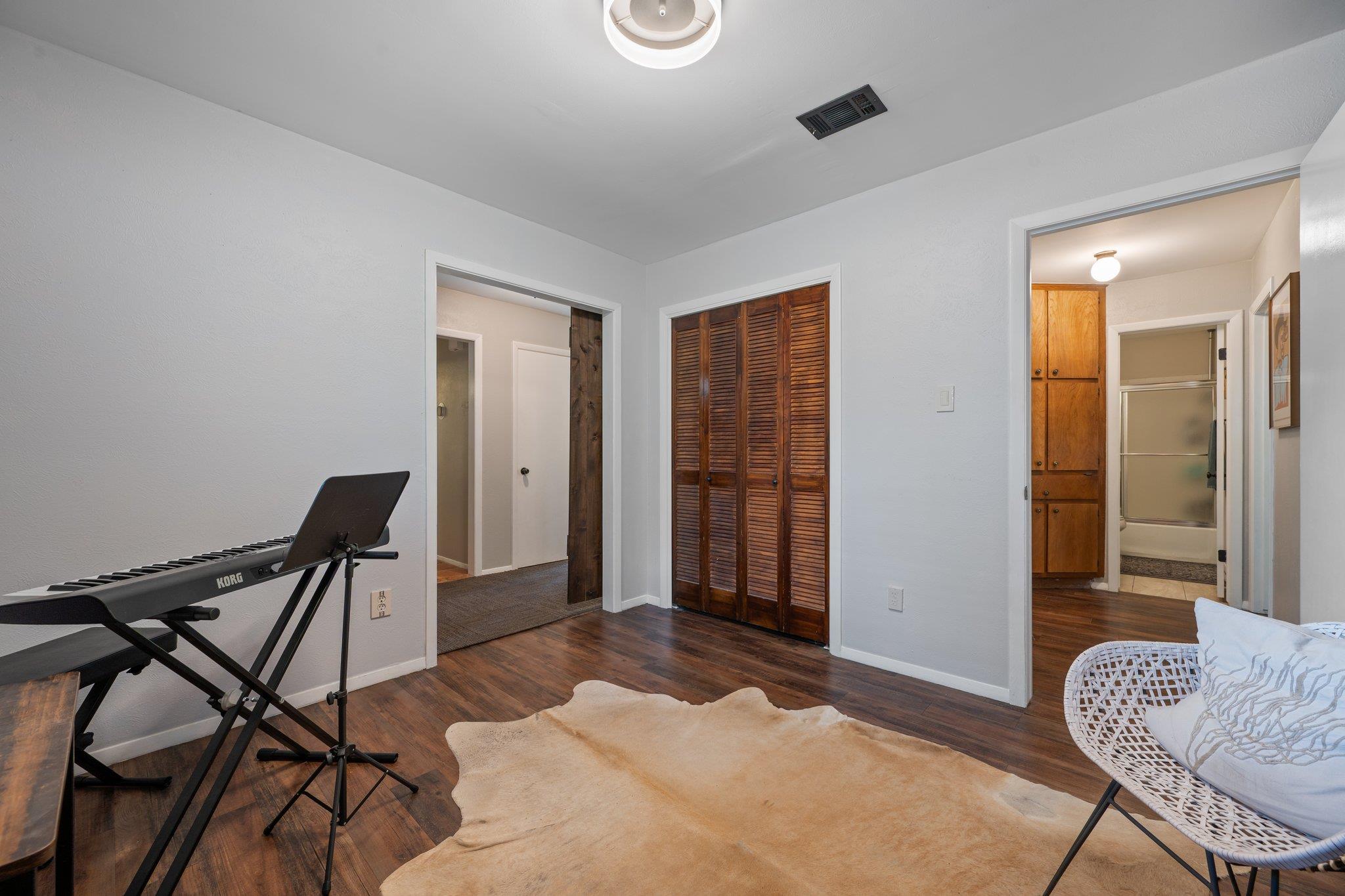 8005 Red Willow Dr, Austin, TX 78736