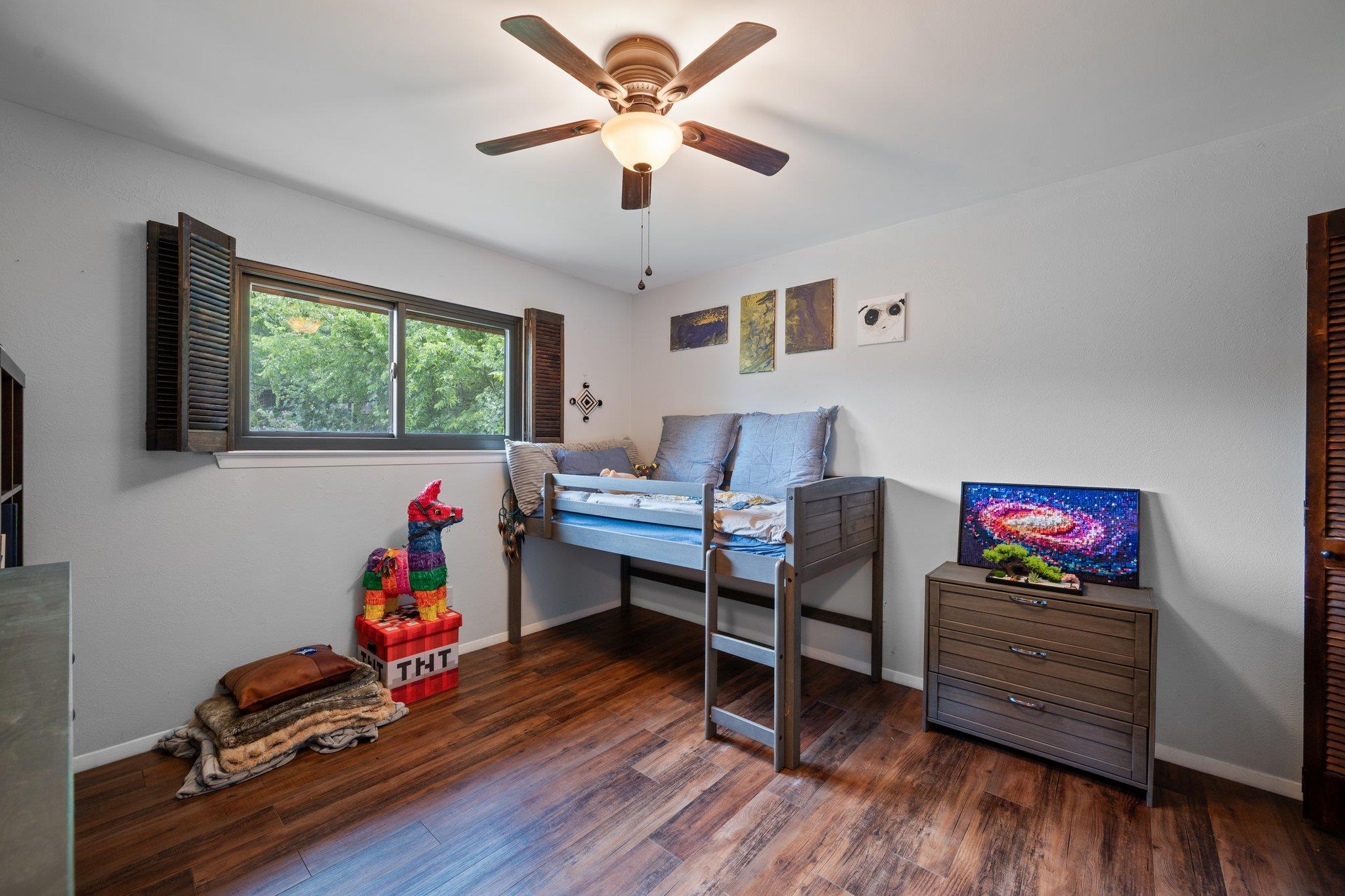 8005 Red Willow Dr, Austin, TX 78736
