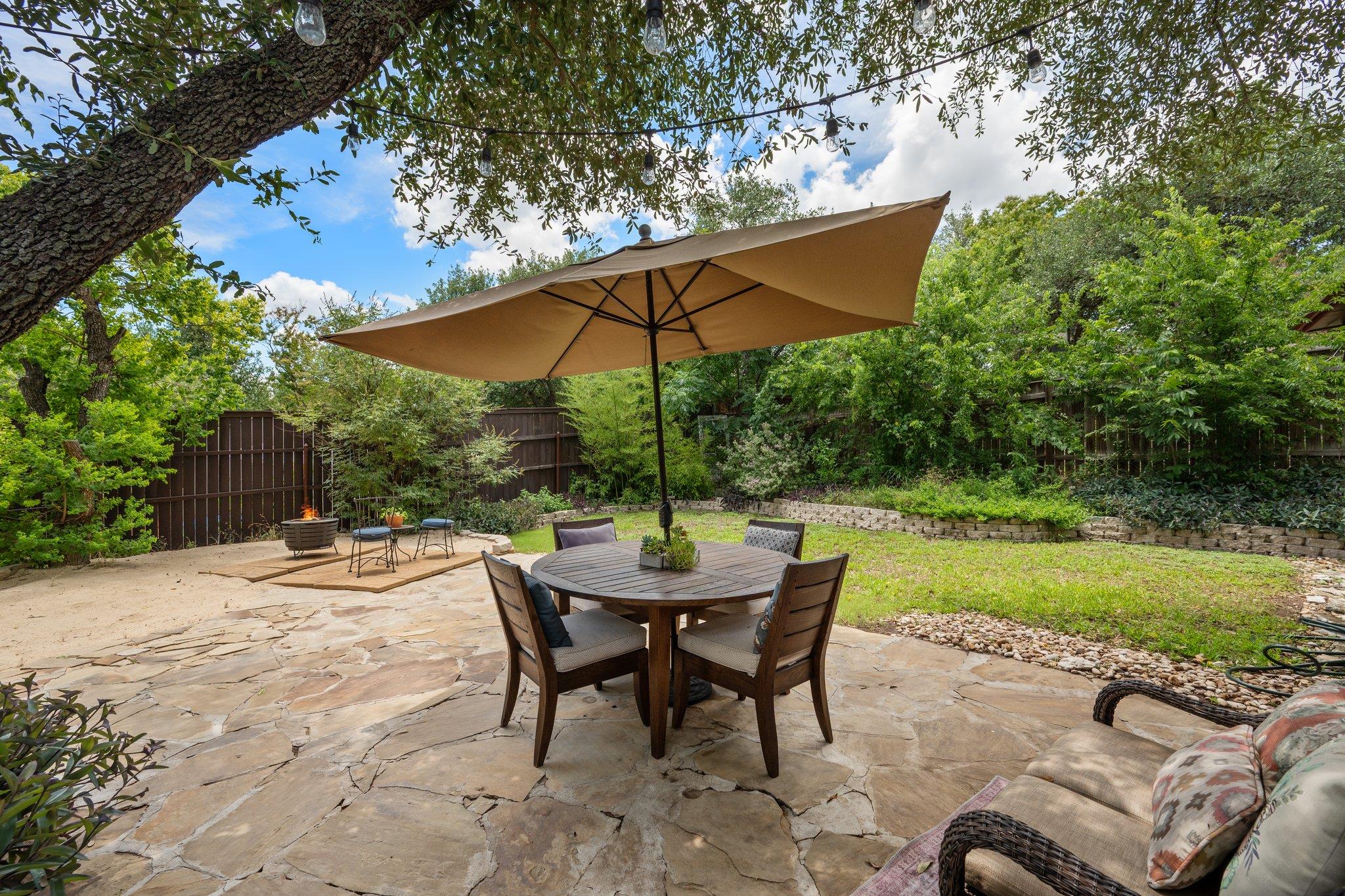 8005 Red Willow Dr, Austin, TX 78736