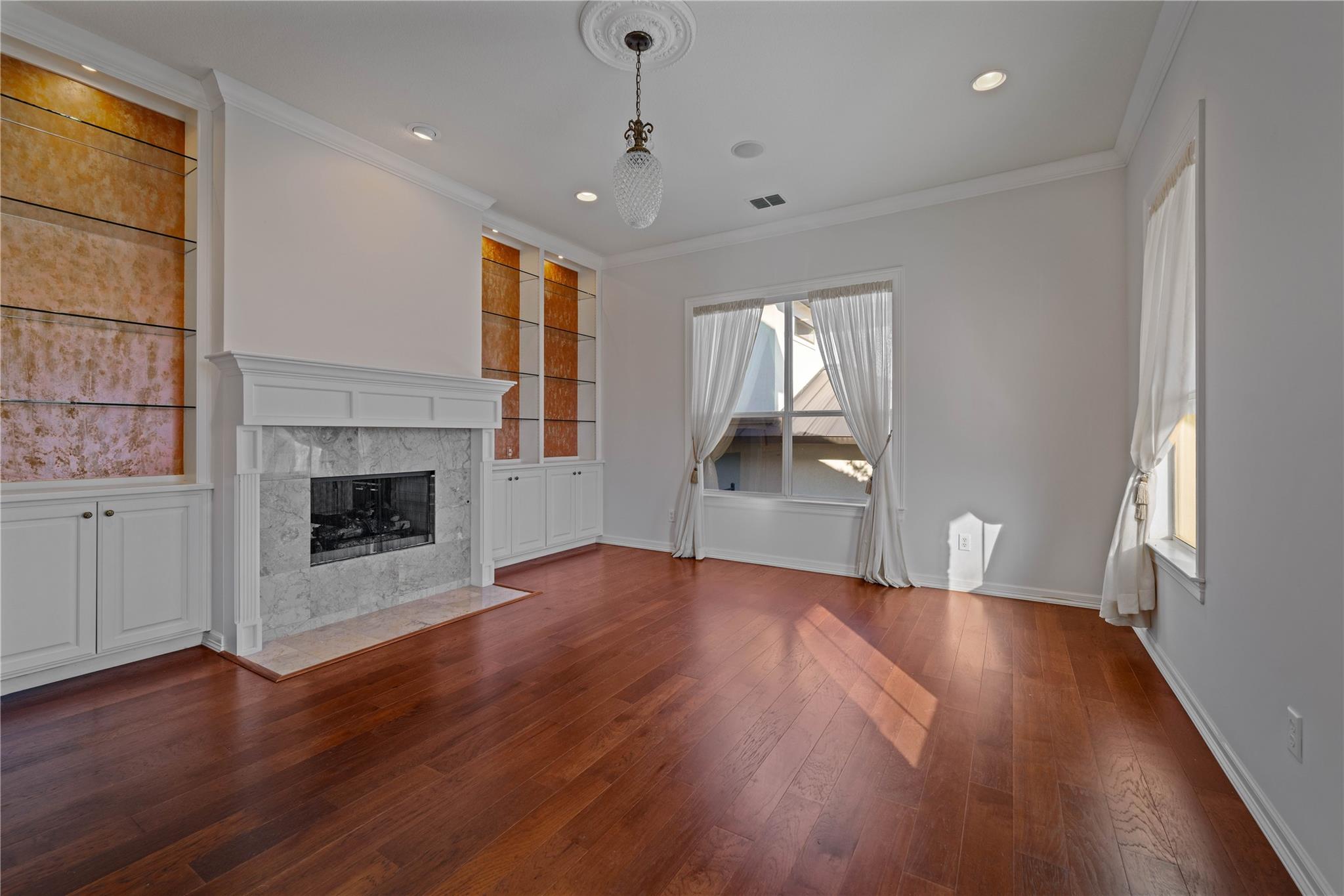 758 Mission Hts, New Braunfels, TX 78130
