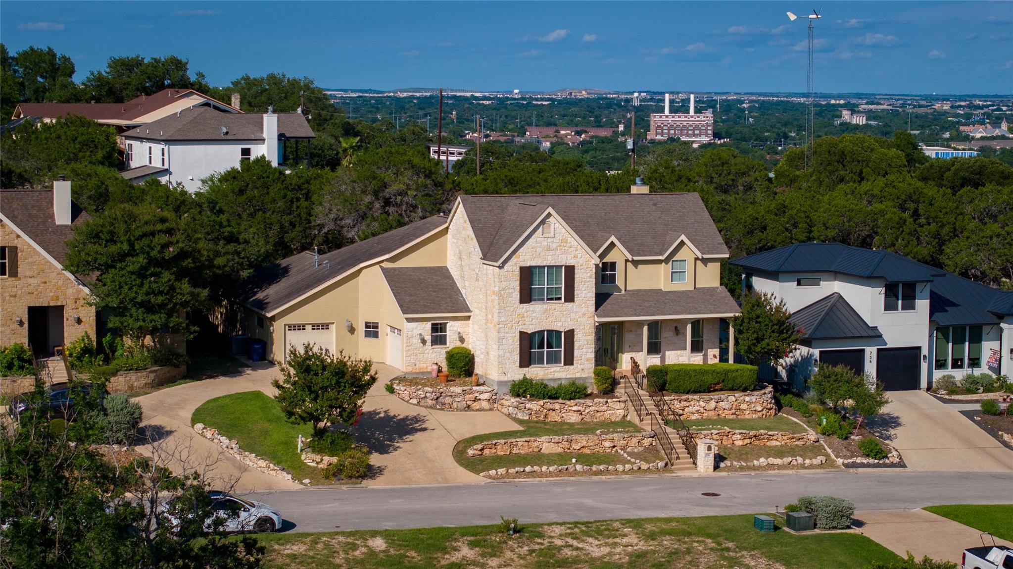 758 Mission Hts, New Braunfels, TX 78130