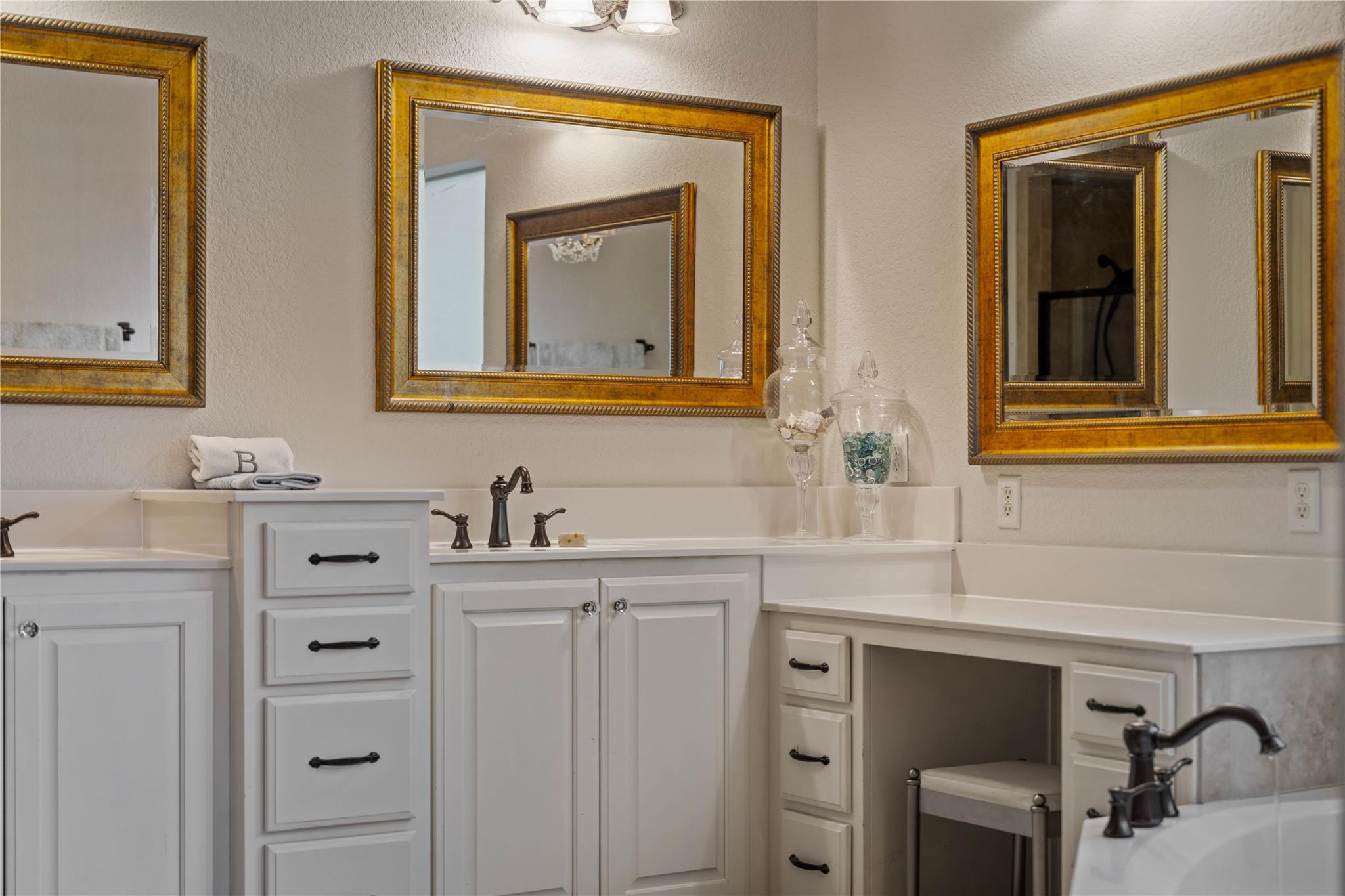 758 Mission Hts, New Braunfels, TX 78130