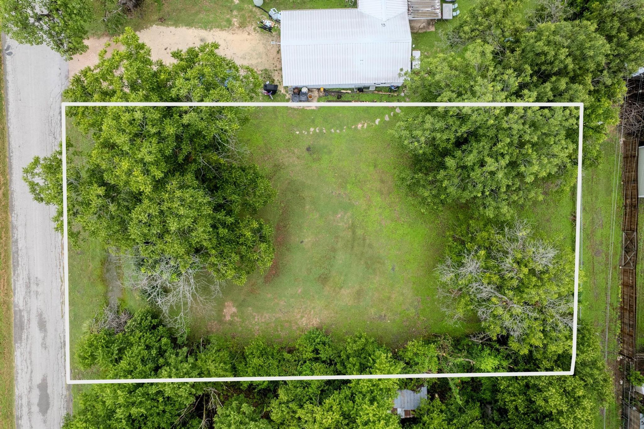 218 SE Front St, Bartlett, TX 76511