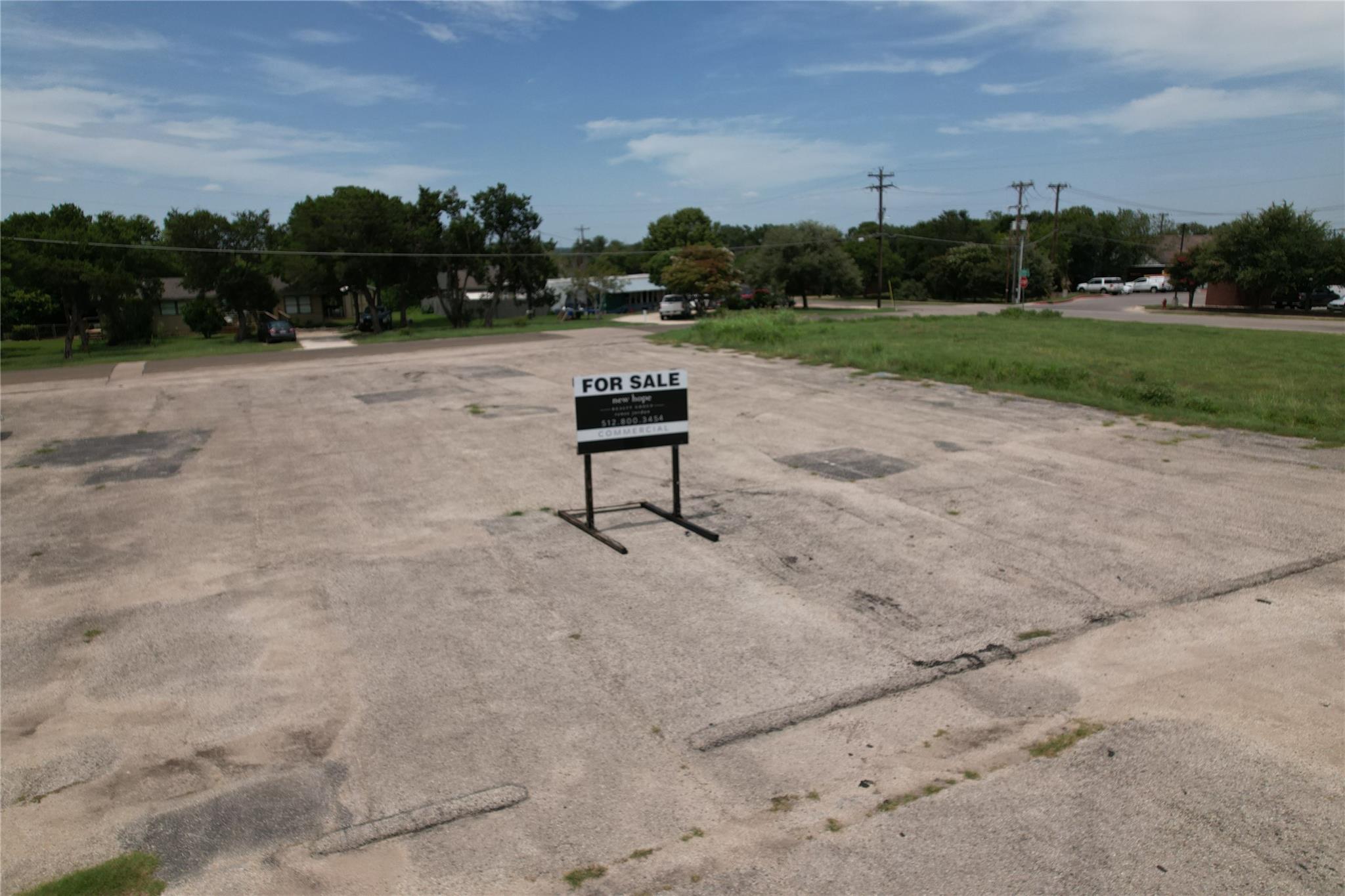 203 W New Hope Dr, Cedar Park, TX 78613