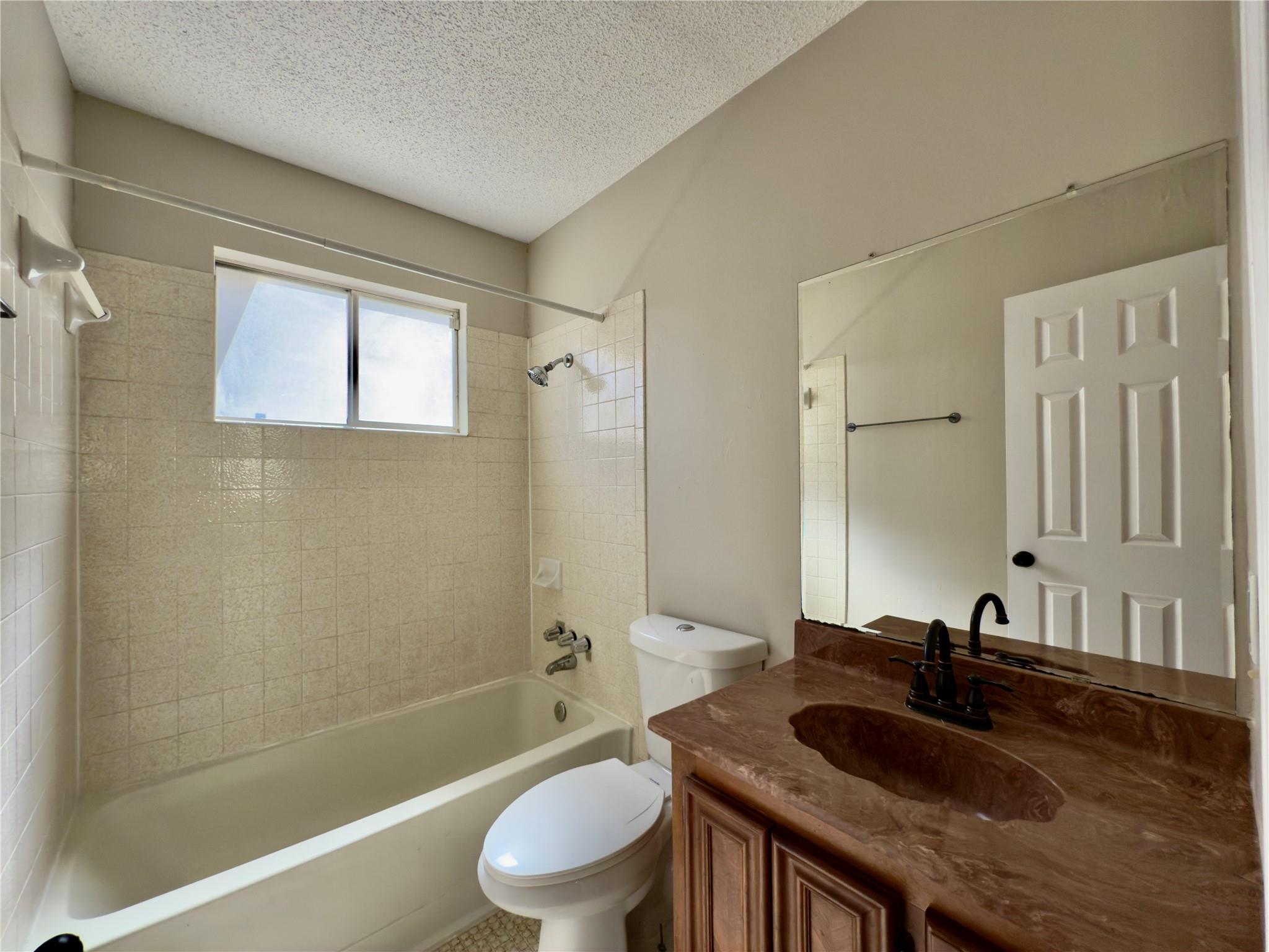 6400 Jennings Dr, Austin, TX 78727