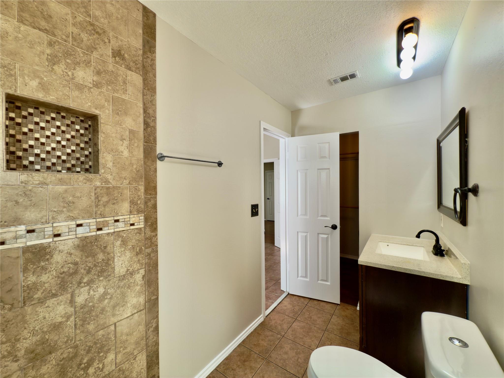 6400 Jennings Dr, Austin, TX 78727