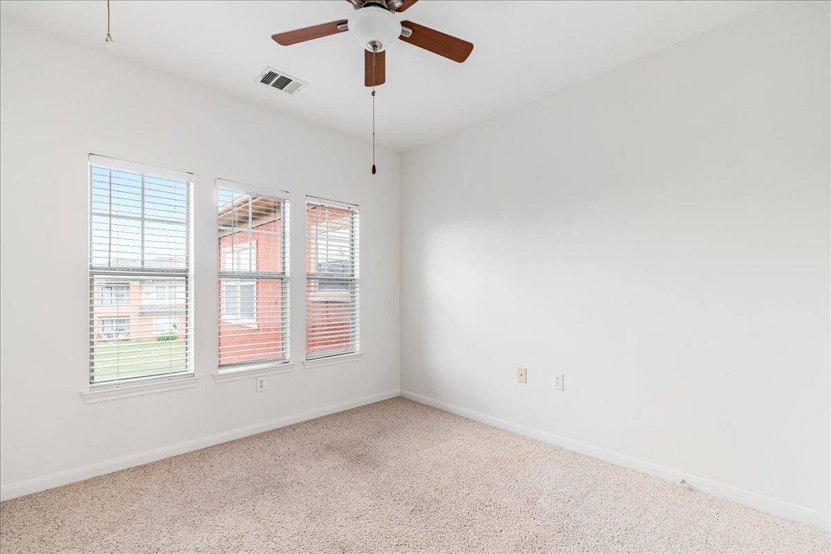 2900 S Lakeline Blvd # 124, Cedar Park, TX 78613