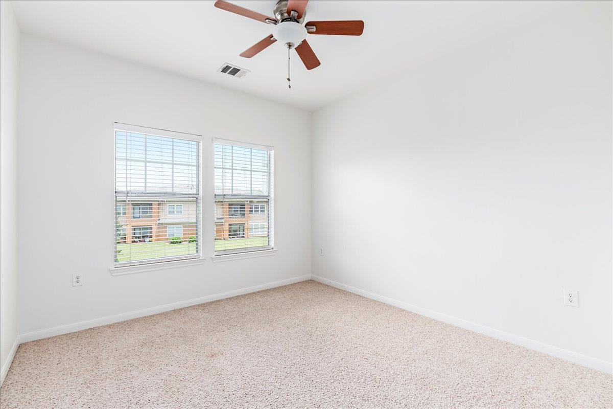 2900 S Lakeline Blvd # 124, Cedar Park, TX 78613