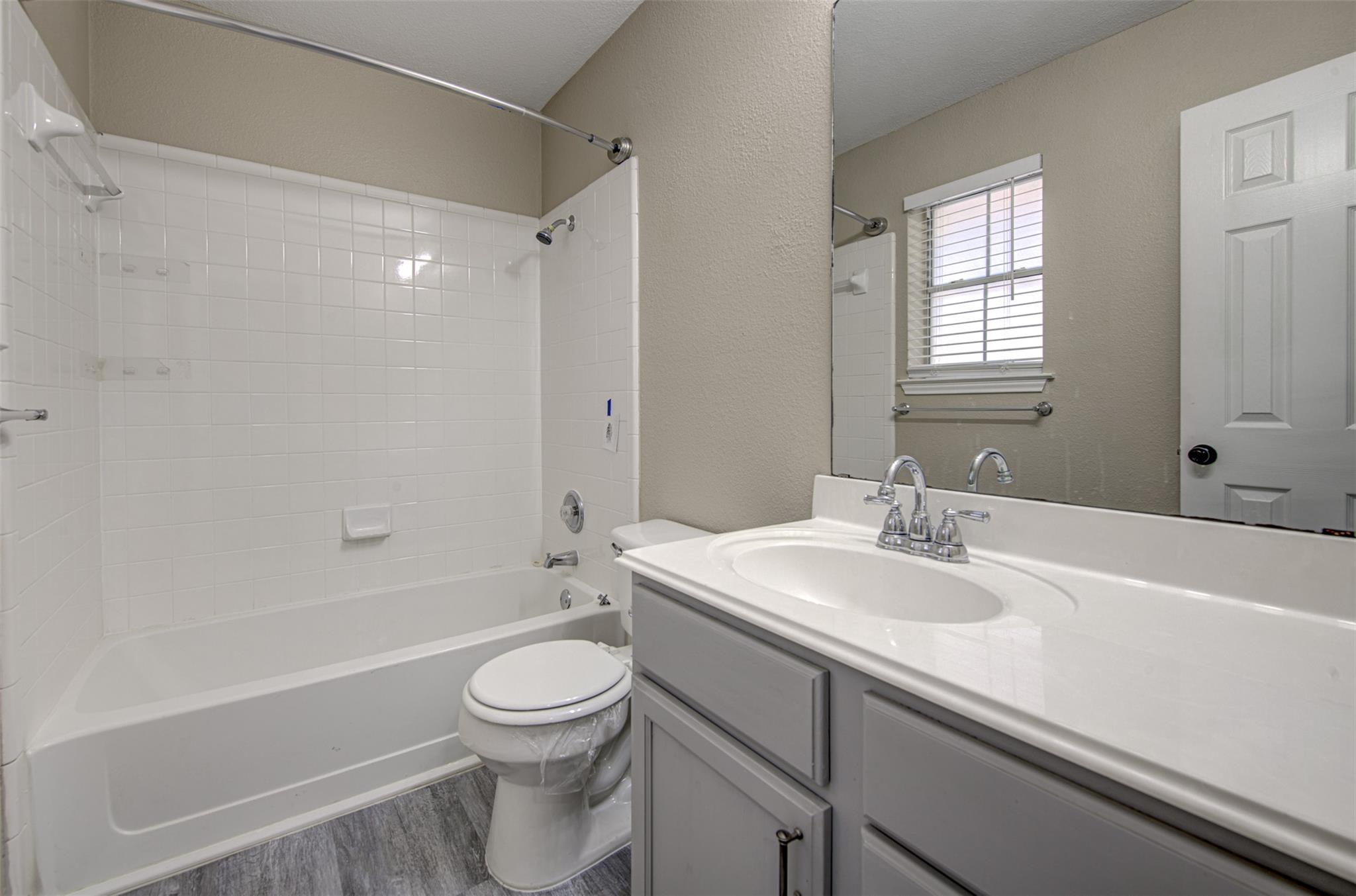 430 Zebra Dr, Kyle, TX 78640