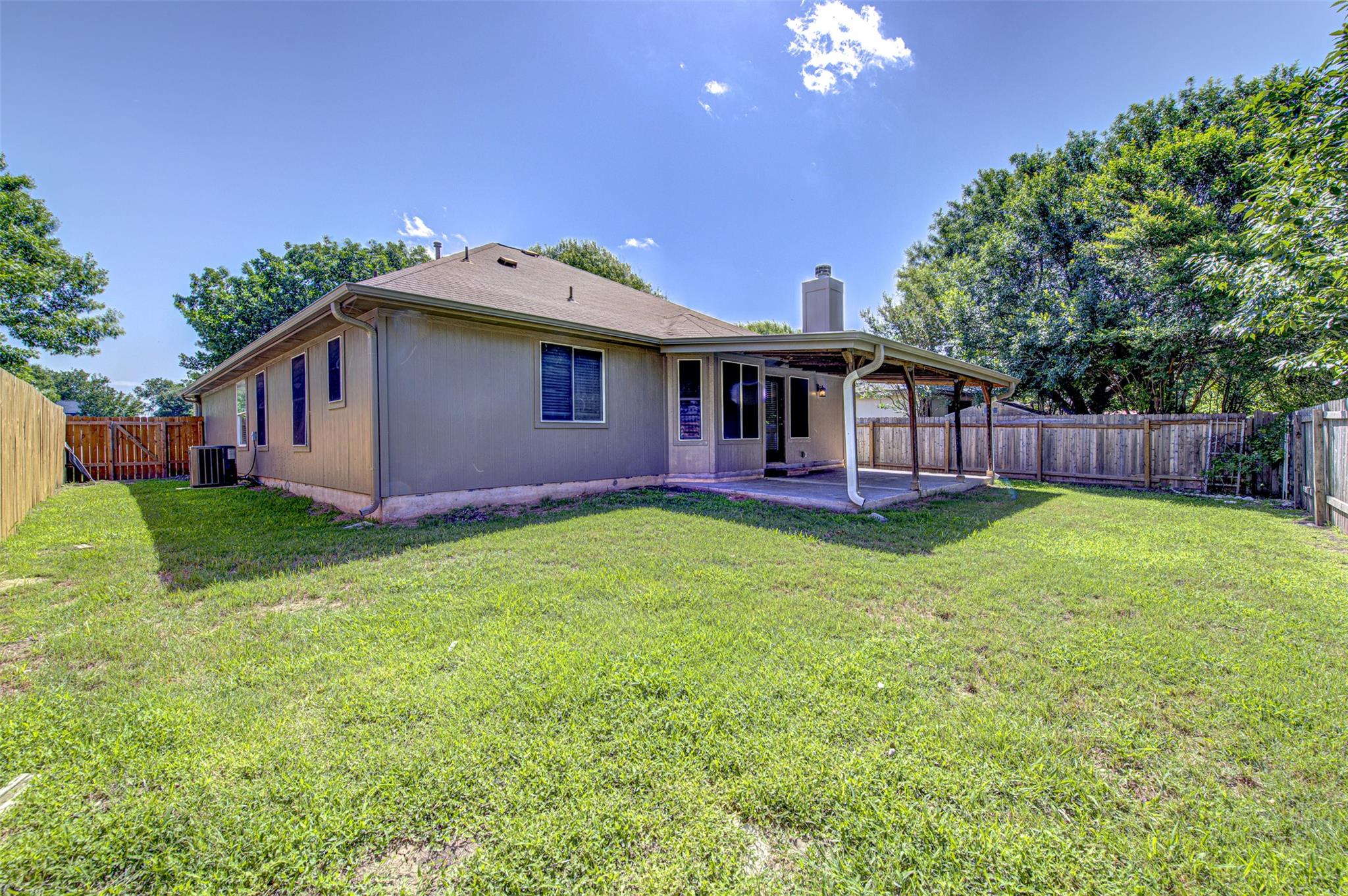 430 Zebra Dr, Kyle, TX 78640