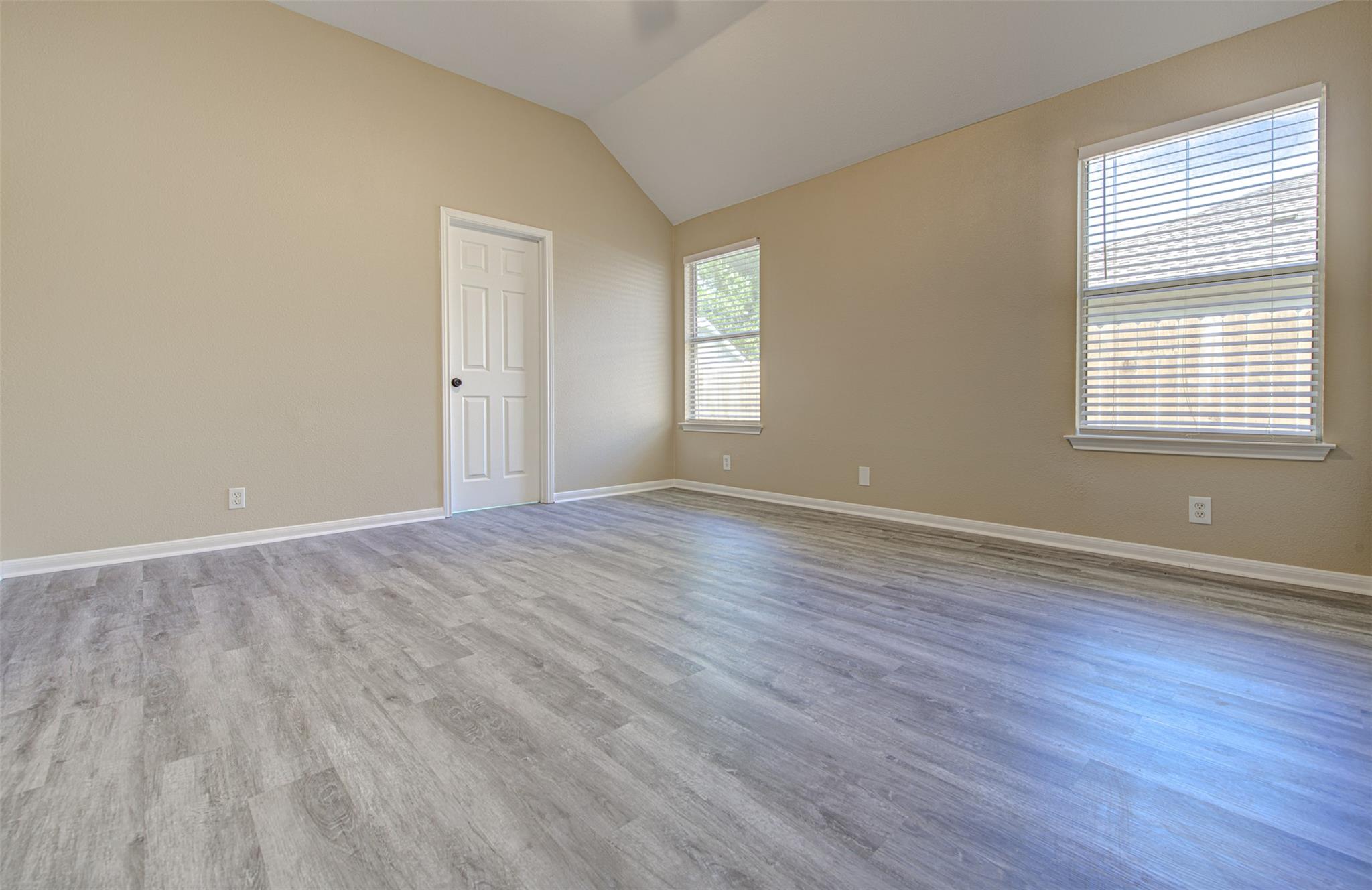 430 Zebra Dr, Kyle, TX 78640