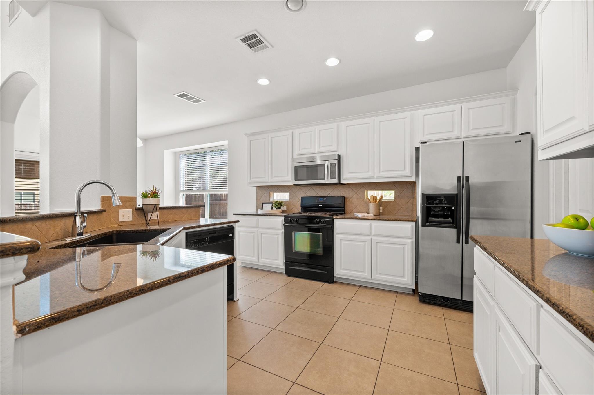 3664 Rosalina Loop, Round Rock, TX 78665