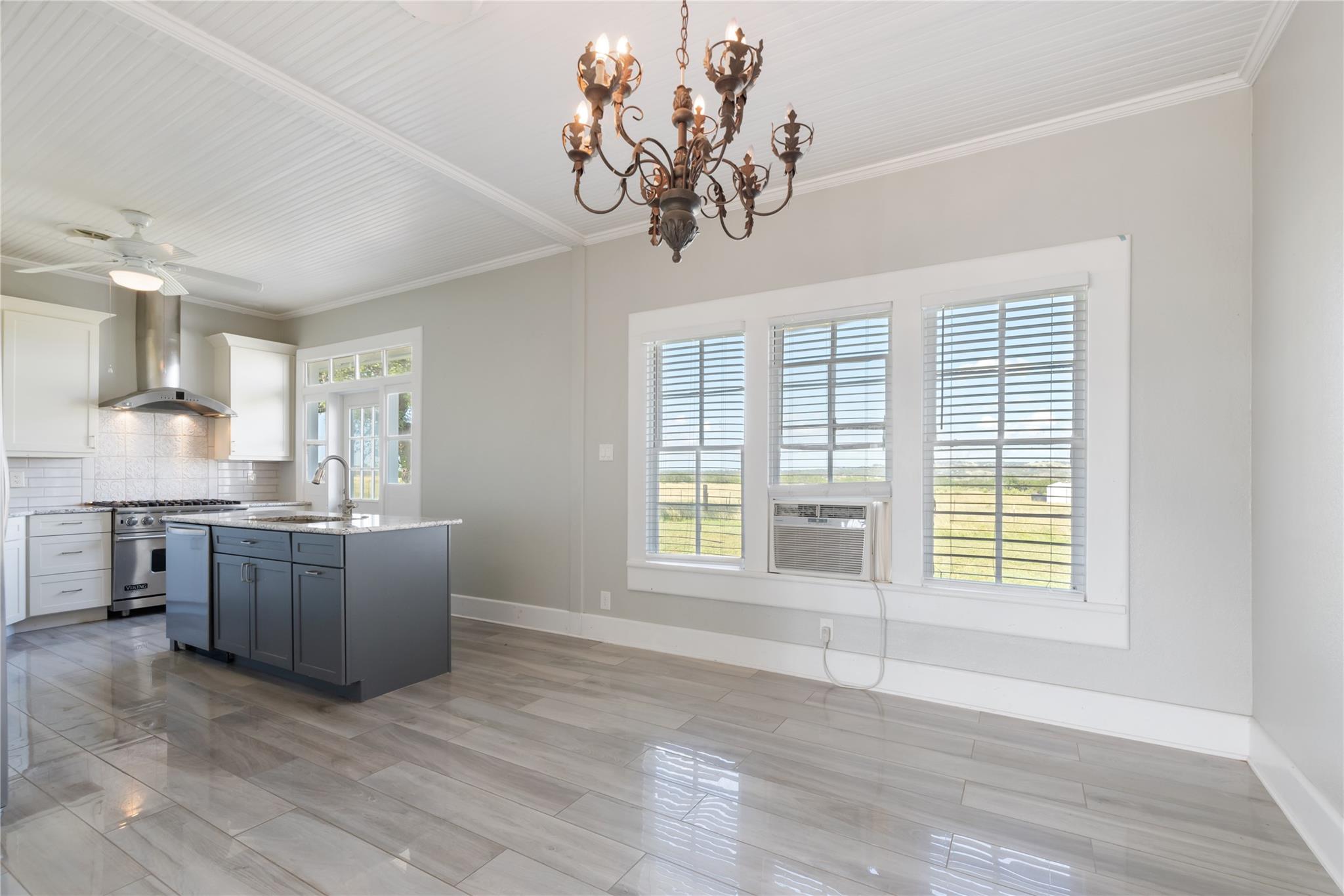 1649 Schumann Rd, Stonewall, TX 78671